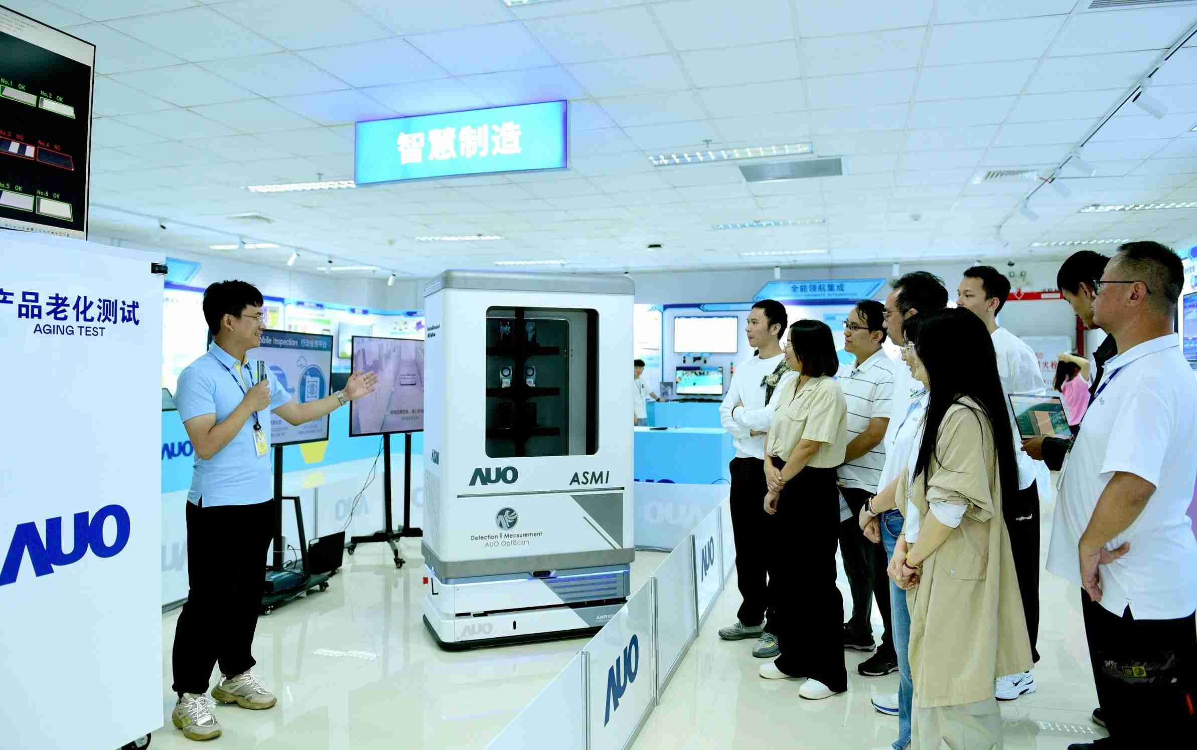 z6mg·人生就是博厦门将5G+ABC技术串联生产管理全流程，，打通研发、、、采购、、、、生管、、、、制程、、设备、、、质量等产品全生命周期制造流程，，，，完成数字化设计、、、智慧供应链、、、智能座舱、、、全流程设备管理、、、、数据驱动优化、、智慧在线检测、、智慧品管等自适应生产模式升级